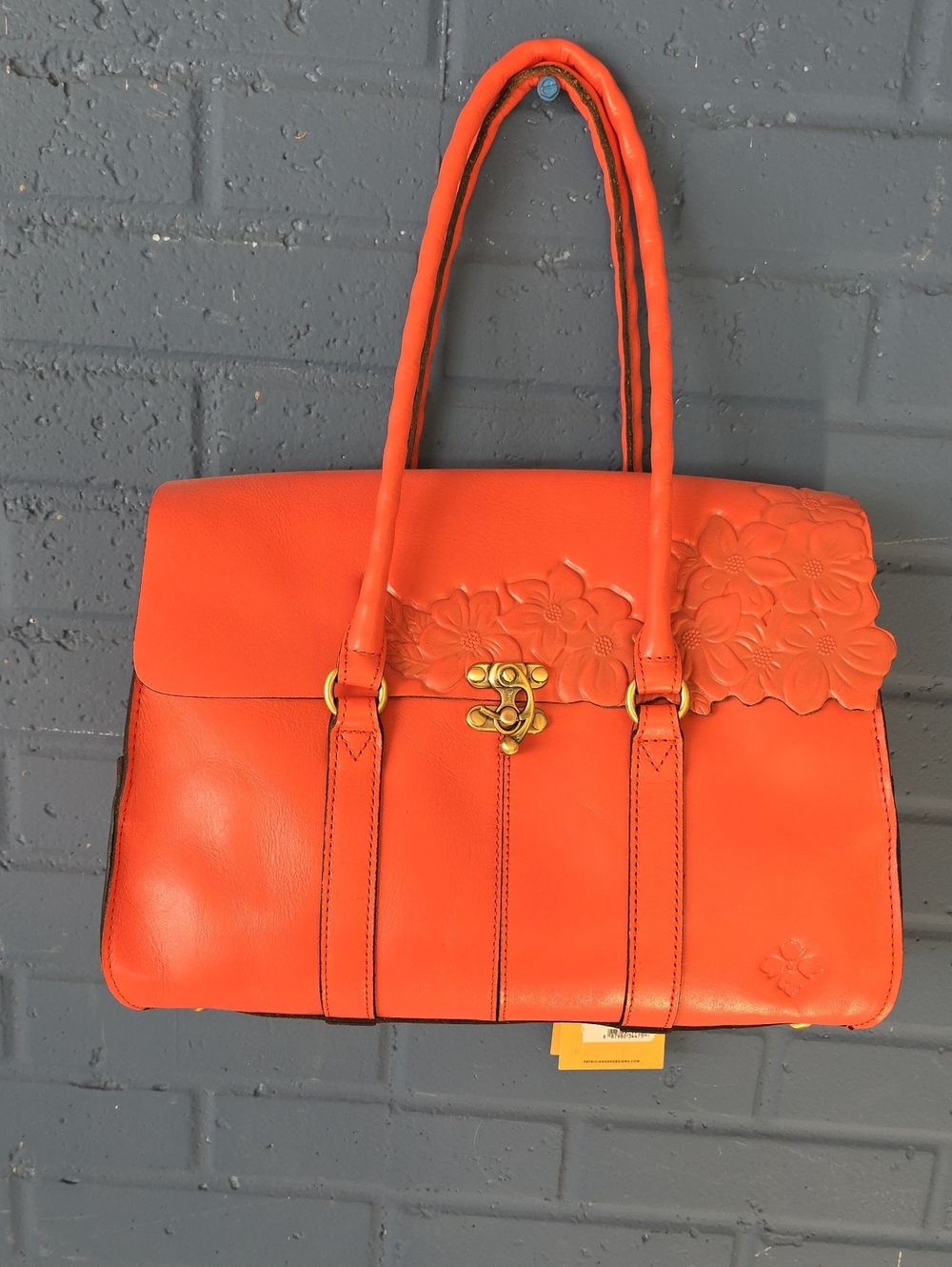 Patricia Nash Vienna Bag Coral Color.